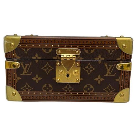 spaccio louis vuitton italia|louis vuitton scatole.